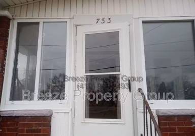 Main picture of 733 E Oakland St