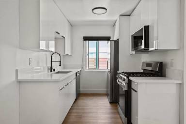 Main picture of 2034 S Garth Ave