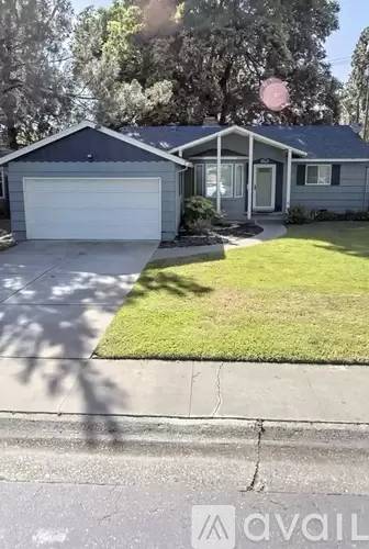 Main picture of 723 11th St