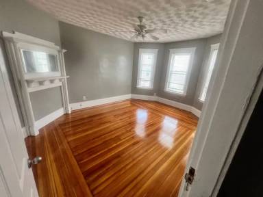 Main picture of 9 Payson Ave