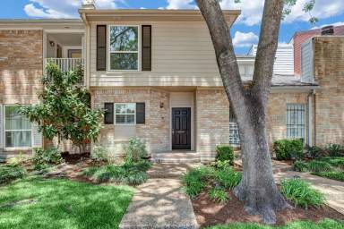 Main picture of 5858 Sugar Hill Dr