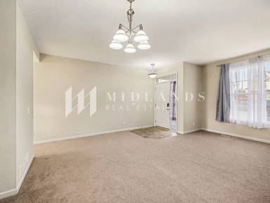 Main picture of 8417 S 65th St