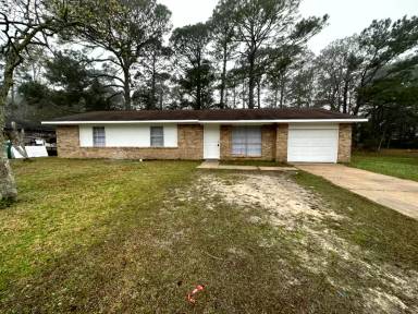 Main picture of 2429 Academy Dr