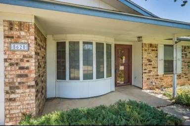 Main picture of 5620 Granada Dr