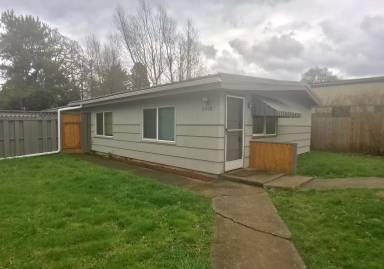Main picture of 2908 NE Stapleton Rd Duplex