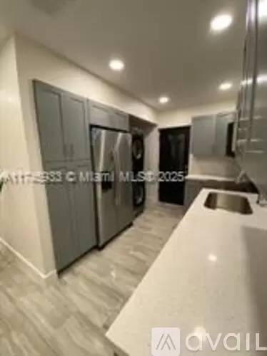 Main picture of 4175 W 10th Ct