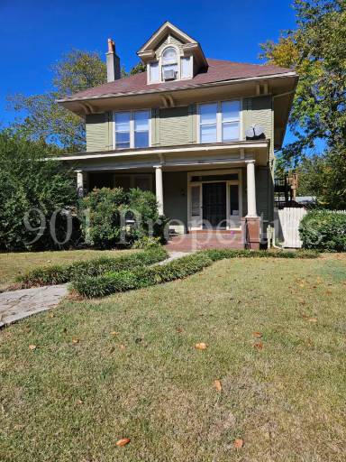 Main picture of 1500 Court Ave