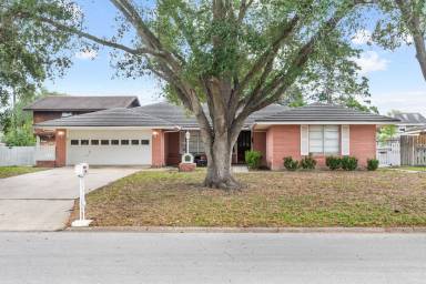 Main picture of 10714 Glenwood St