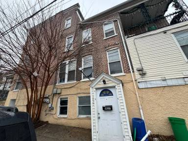 Main picture of 1427 W Walnut St