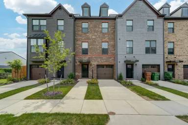 Main picture of 2004 Old Manchester St