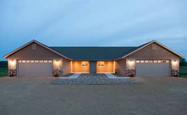 Main picture of 951 70th Ave