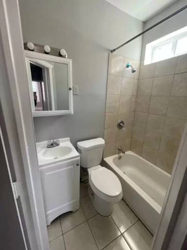 Main picture of 4423 N Cleveland St