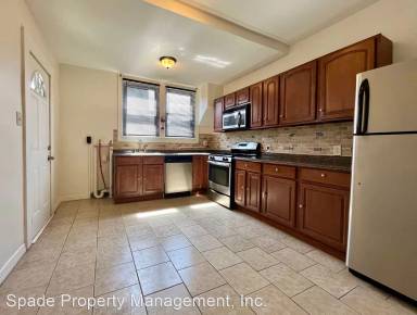 Main picture of 1012 Chew St