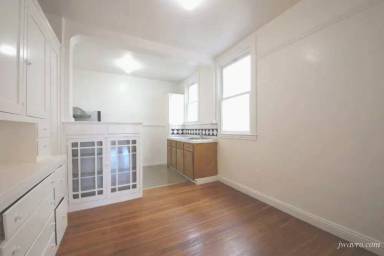 Main picture of 1565 Green St