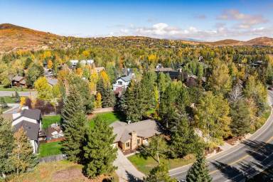 Main picture of 2429 Holiday Ranch Loop Rd