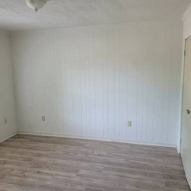 Main picture of 201 Westgate Dr