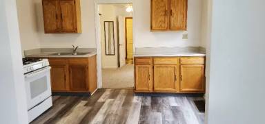 Main picture of 1384 Pondview Ave