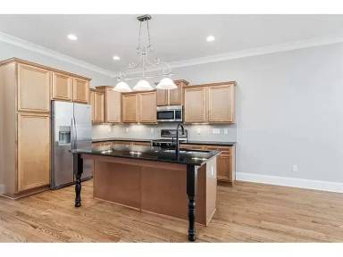 Main picture of 2154 Havenwood Trl NE