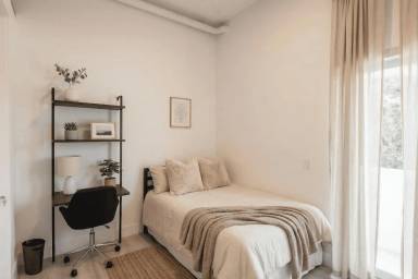 Main picture of 121 NW 7th Ave