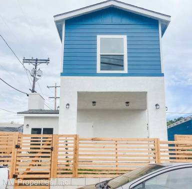 Main picture of 4471 56th St