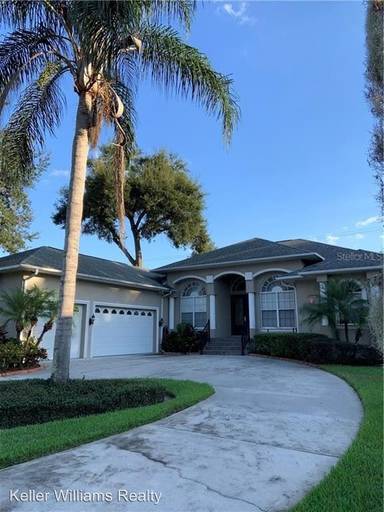 Main picture of 2321 Valrico Forest Dr