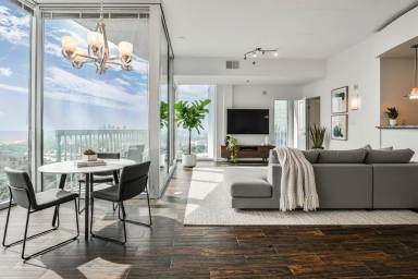 Main picture of Realm Condominiums