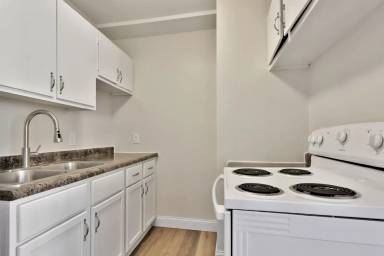 Main picture of 1032 Duluth St
