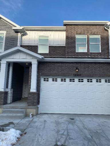 Main picture of Parkside at Herriman Town Center