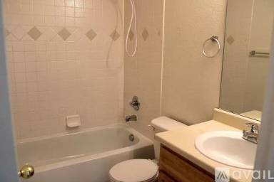 Main picture of 2821 Willow Tree Ln