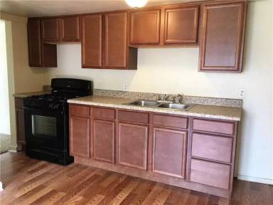 Main picture of 3808 S Hudson Ave