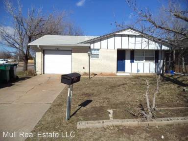 Main picture of 445 NW 86th St