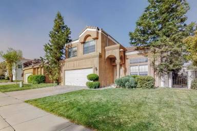 Main picture of 6624 Cypress Point Way NE