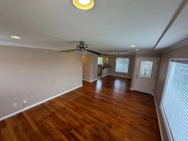 Main picture of 4567 Cape May Ave