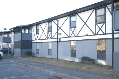 Main picture of 270 Tampa Dr Apartments