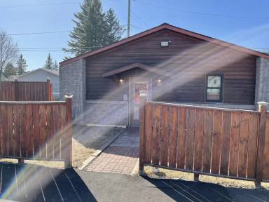 Main picture of 1513 Logan Ave