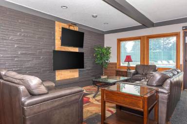 Main picture of 3425 60th St