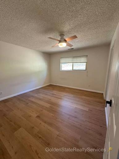 Main picture of 10993 Sycamore Ct