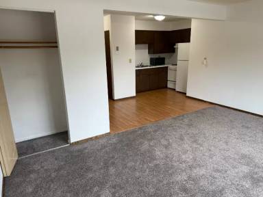 Main picture of 515 Elm St