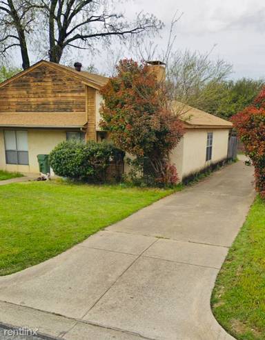 Main picture of 2728 Parkchester Dr