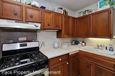 Main picture of 201 Adams St