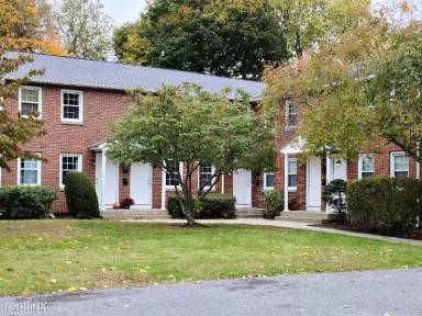 Main picture of 41 Patty Ln