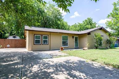 Main picture of 4907 Richmond Ave