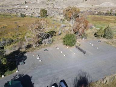 Main picture of 5128 MT Highway 41 N