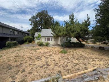 Main picture of 14497 SE River Rd