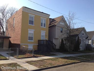 Main picture of 1515 E 76th Pl