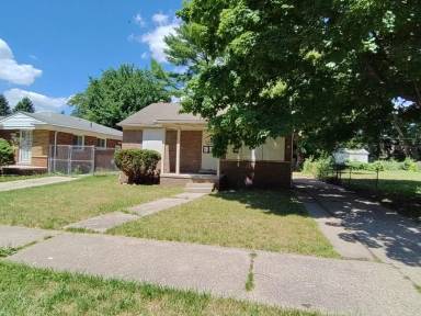 Main picture of 21530 Pembroke Ave