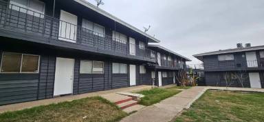 Main picture of 2531 Clara Ln