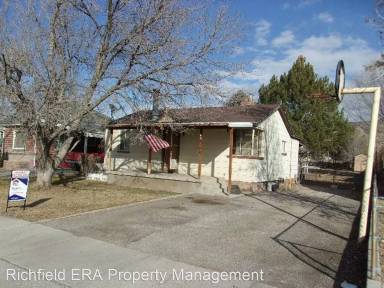 Main picture of 53 S 300 E