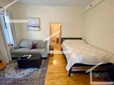 Main picture of 206 Chestnut Hill Ave