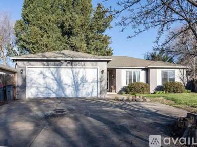 Main picture of 1563 S Oakdale Ave